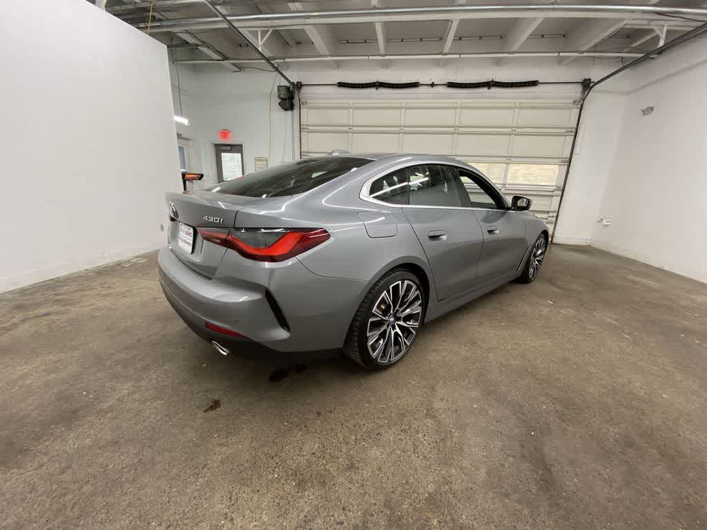 Thumbnail: 2023 BMW 4 Series - 6