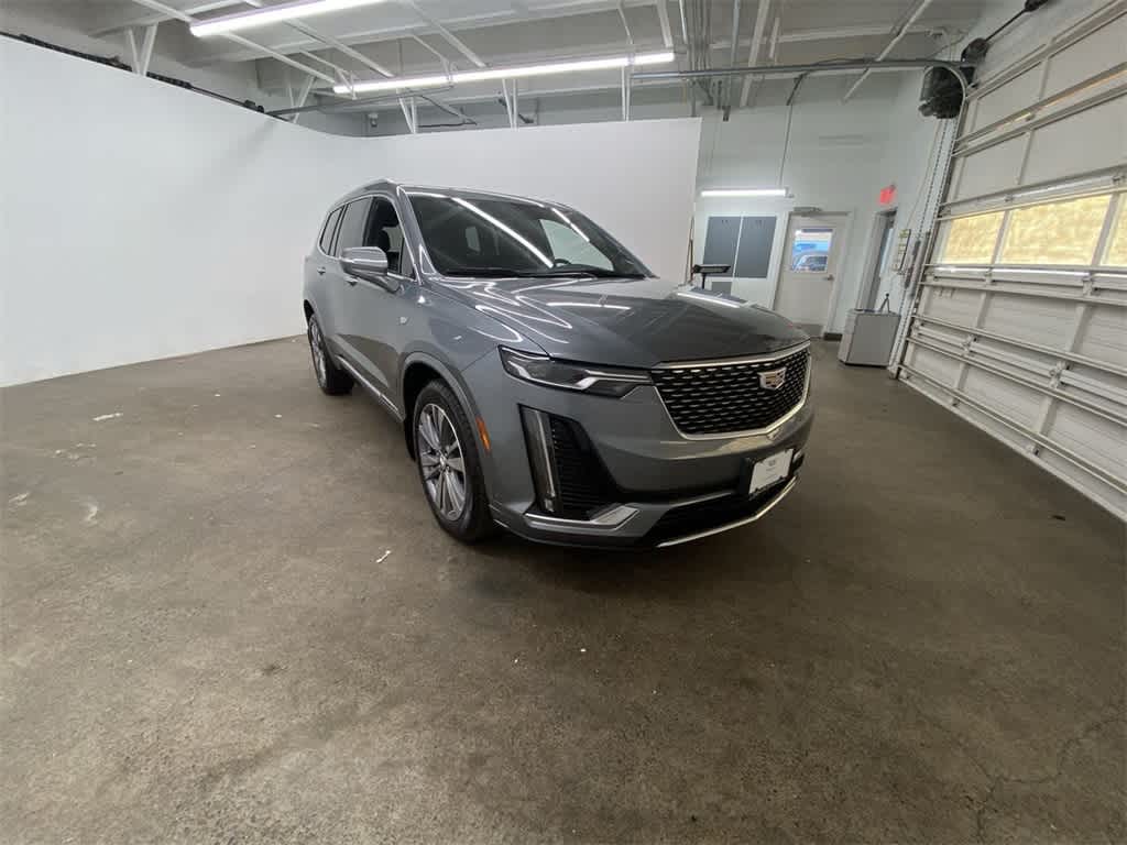 Thumbnail: 2020 Cadillac XT6 - 8