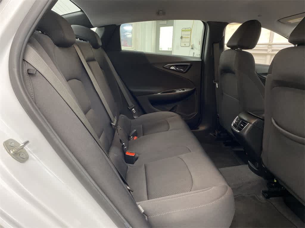 Thumbnail: 2023 Chevrolet Malibu - 19