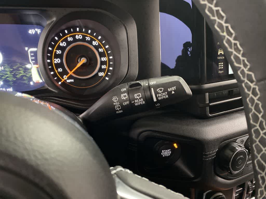 Thumbnail: 2025 Jeep Wrangler - 22