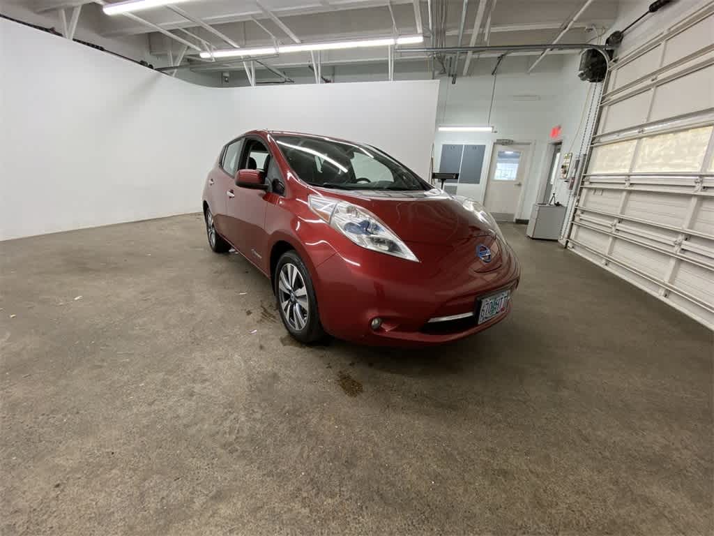 Thumbnail: 2013 Nissan Leaf - 8