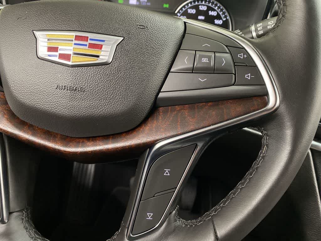 Thumbnail: 2022 Cadillac XT5 - 23