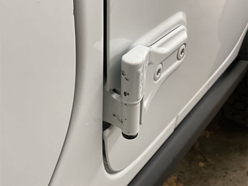 Thumbnail: 2023 Jeep Wrangler - 34