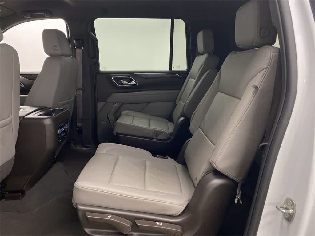 2024 Chevrolet Suburban Z71 17