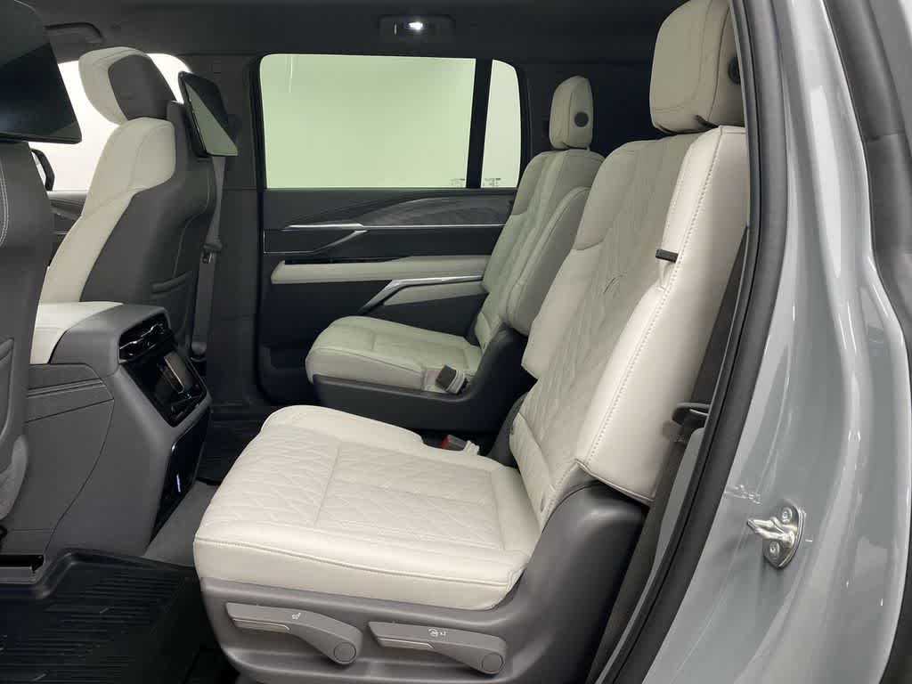 Thumbnail: 2026 Cadillac Escalade IQL - 17