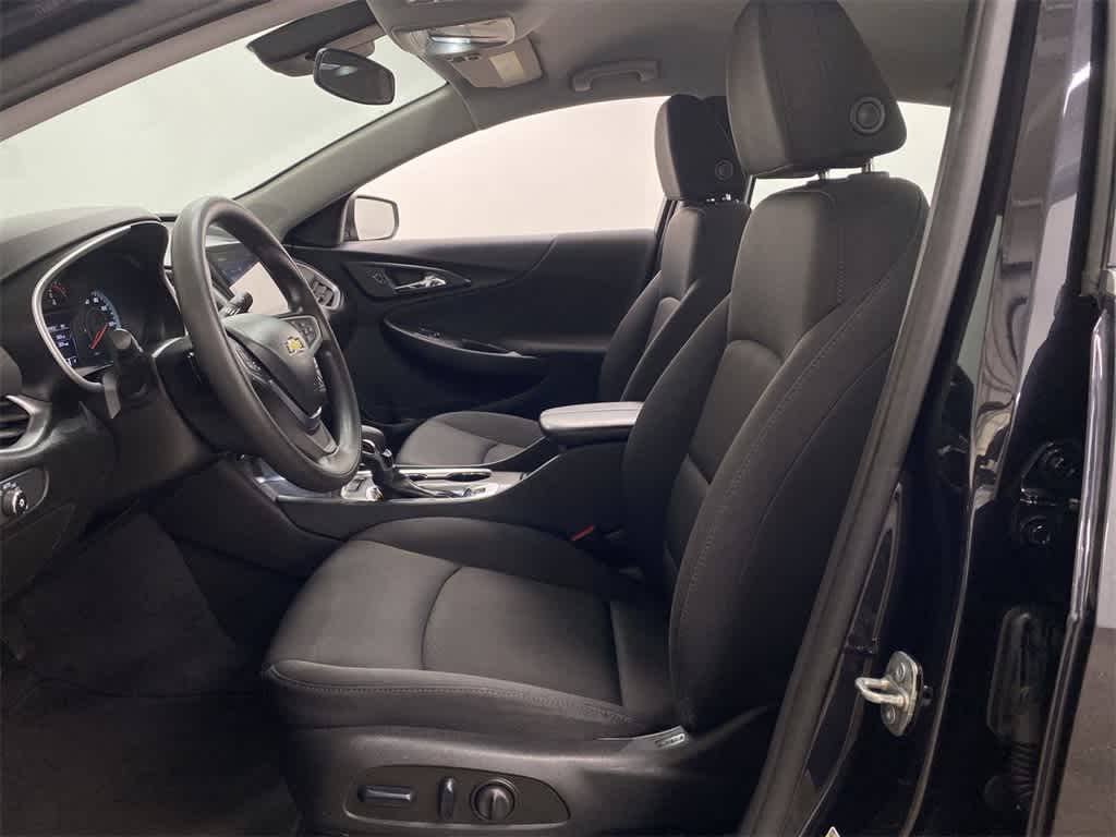 Thumbnail: 2023 Chevrolet Malibu - 13