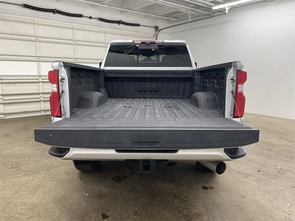 2021 Chevrolet Silverado 3500 High Country 28