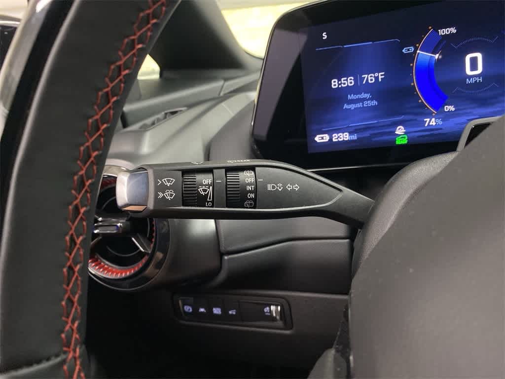 Thumbnail: 2024 Chevrolet Equinox - 24