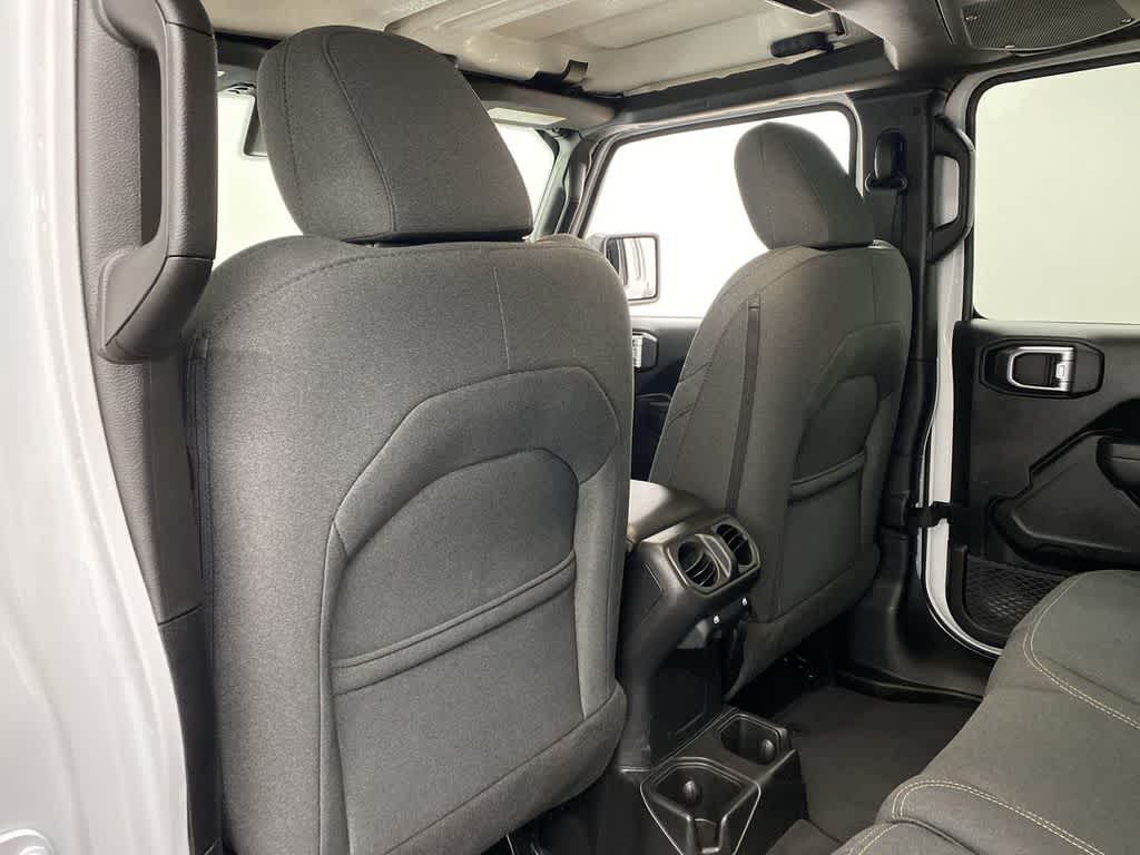 Thumbnail: 2025 Jeep Wrangler - 15