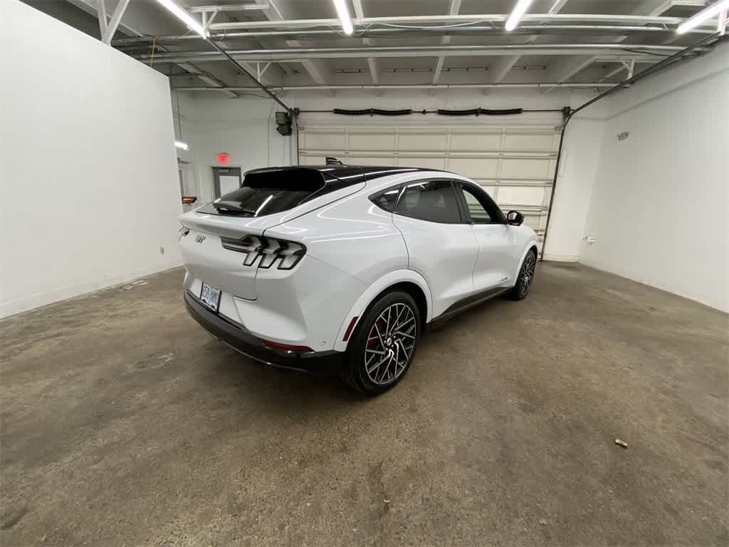 Thumbnail: 2022 Ford Mustang Mach-E - 6