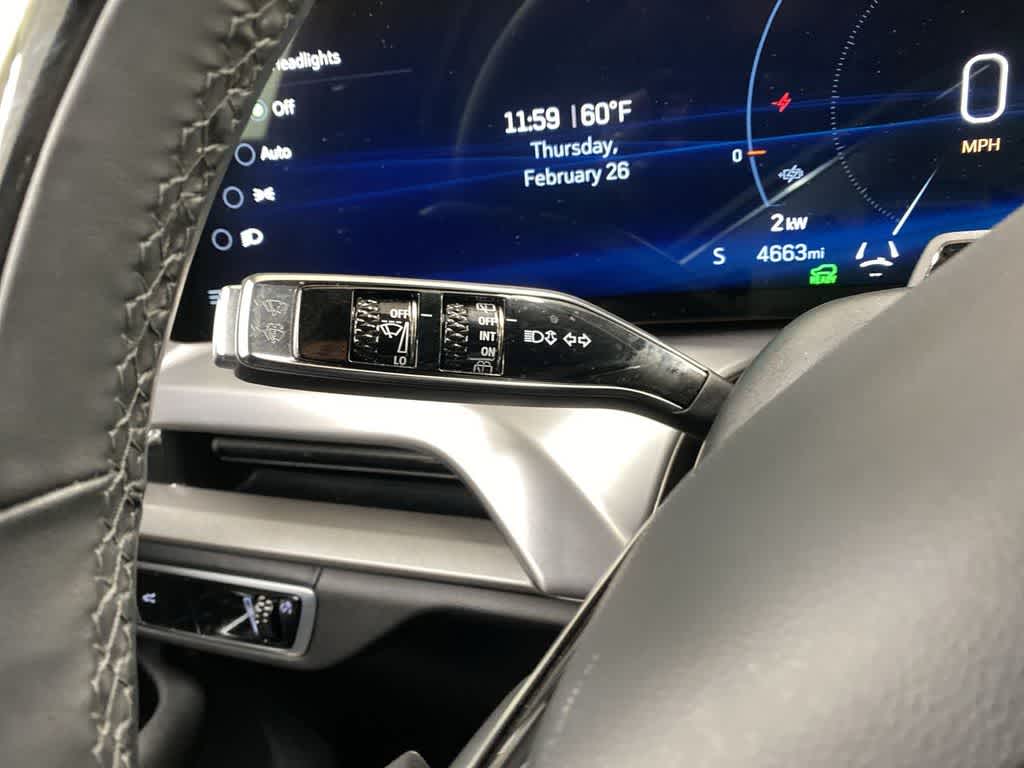 Thumbnail: 2026 Cadillac Vistiq - 23