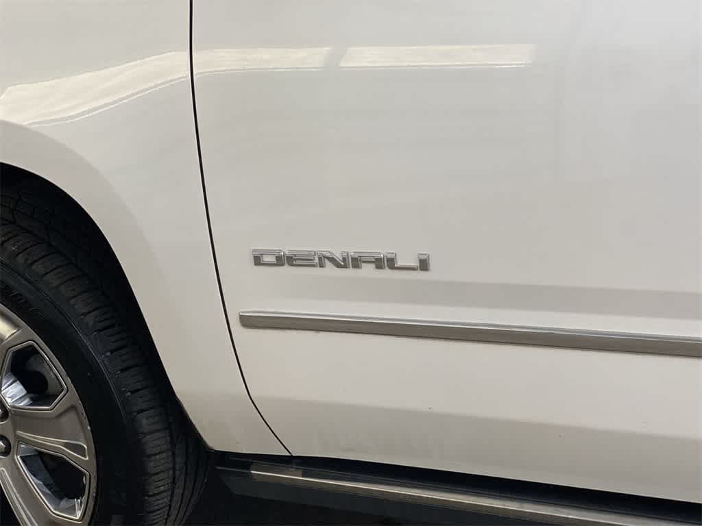 Thumbnail: 2016 GMC Yukon XL - 10