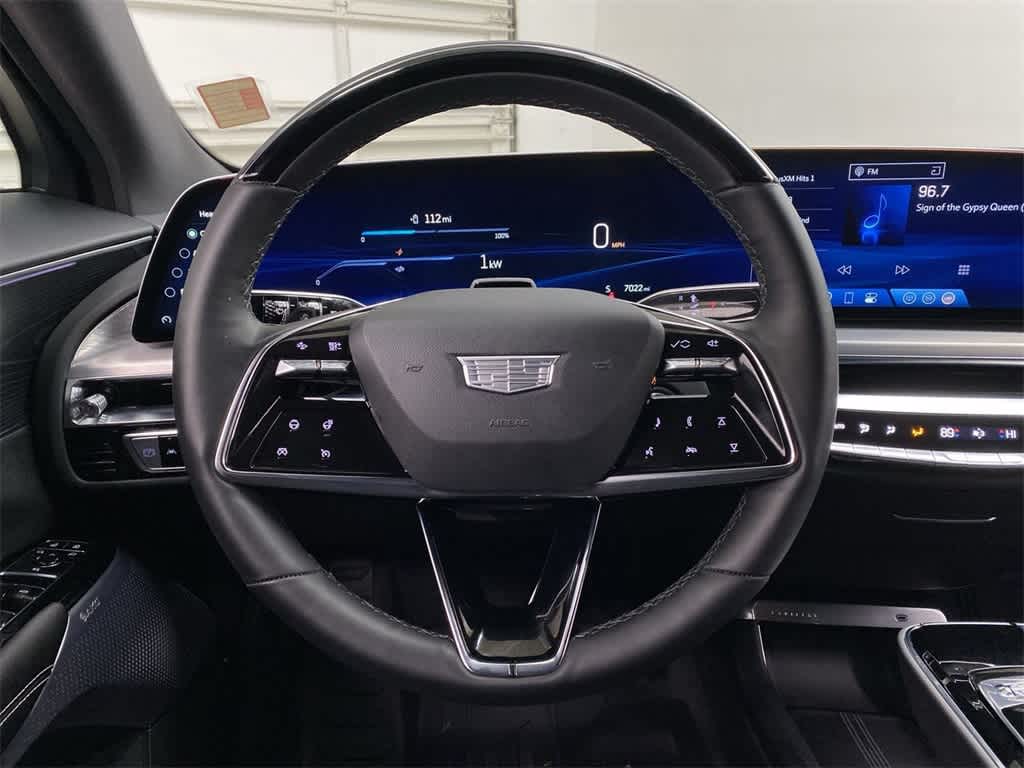 Thumbnail: 2025 Cadillac Lyriq - 21