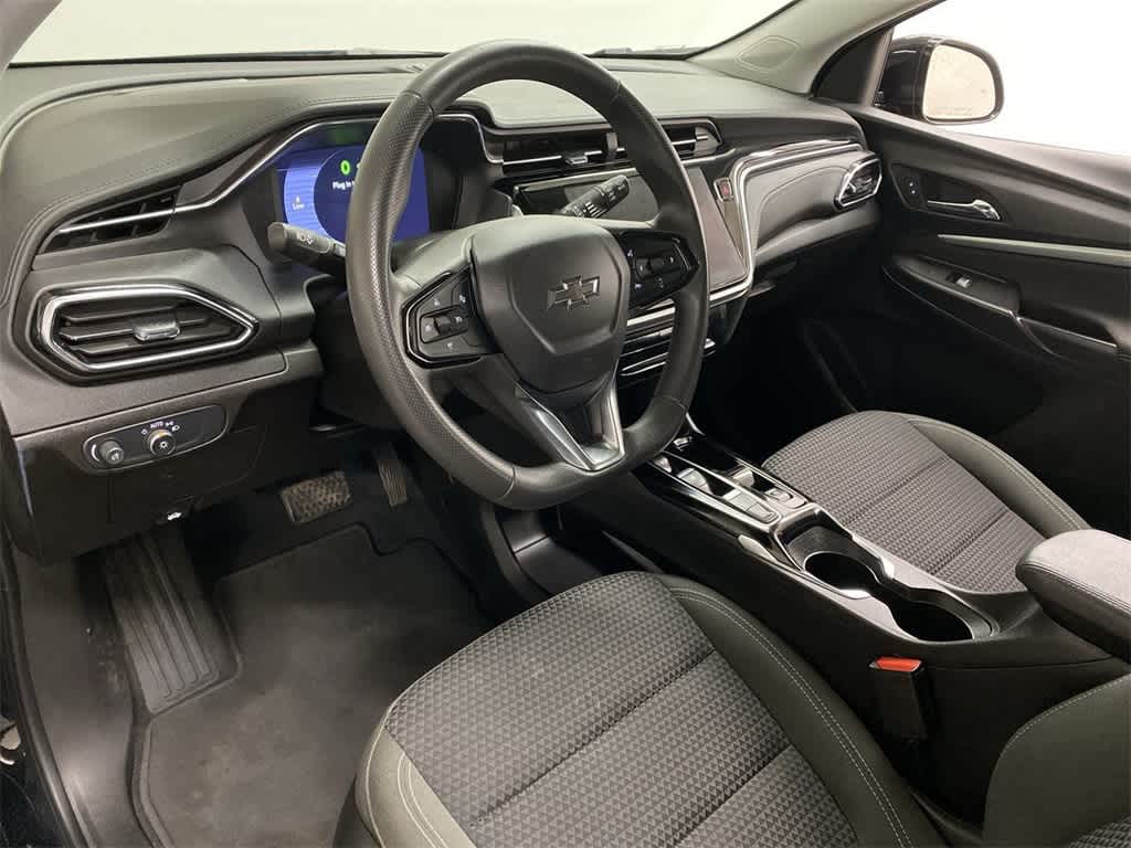 Thumbnail: 2023 Chevrolet Bolt EUV - 2