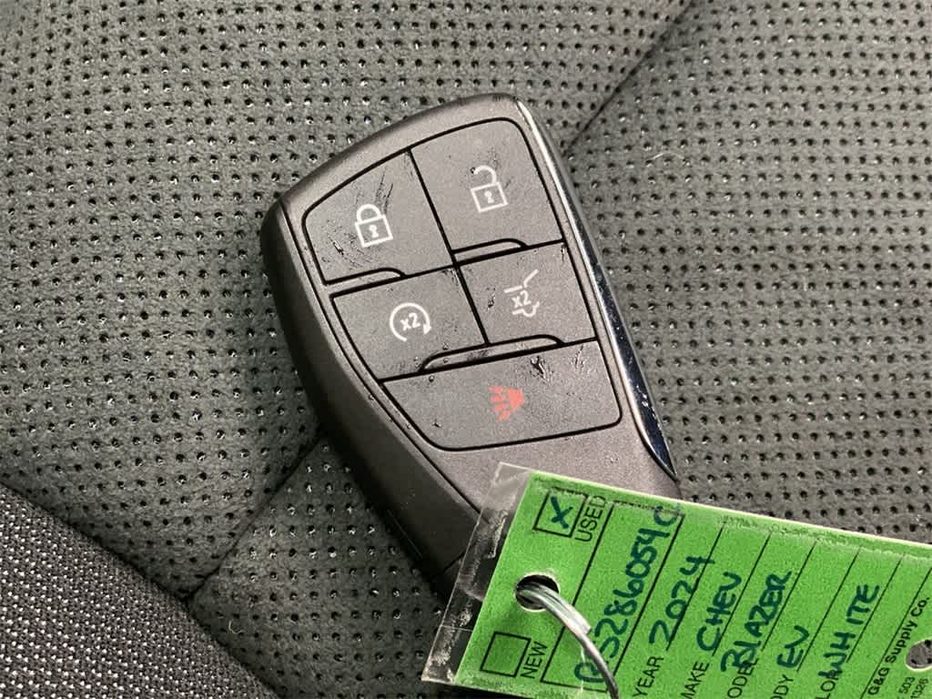 Thumbnail: 2024 Chevrolet Blazer EV - 27