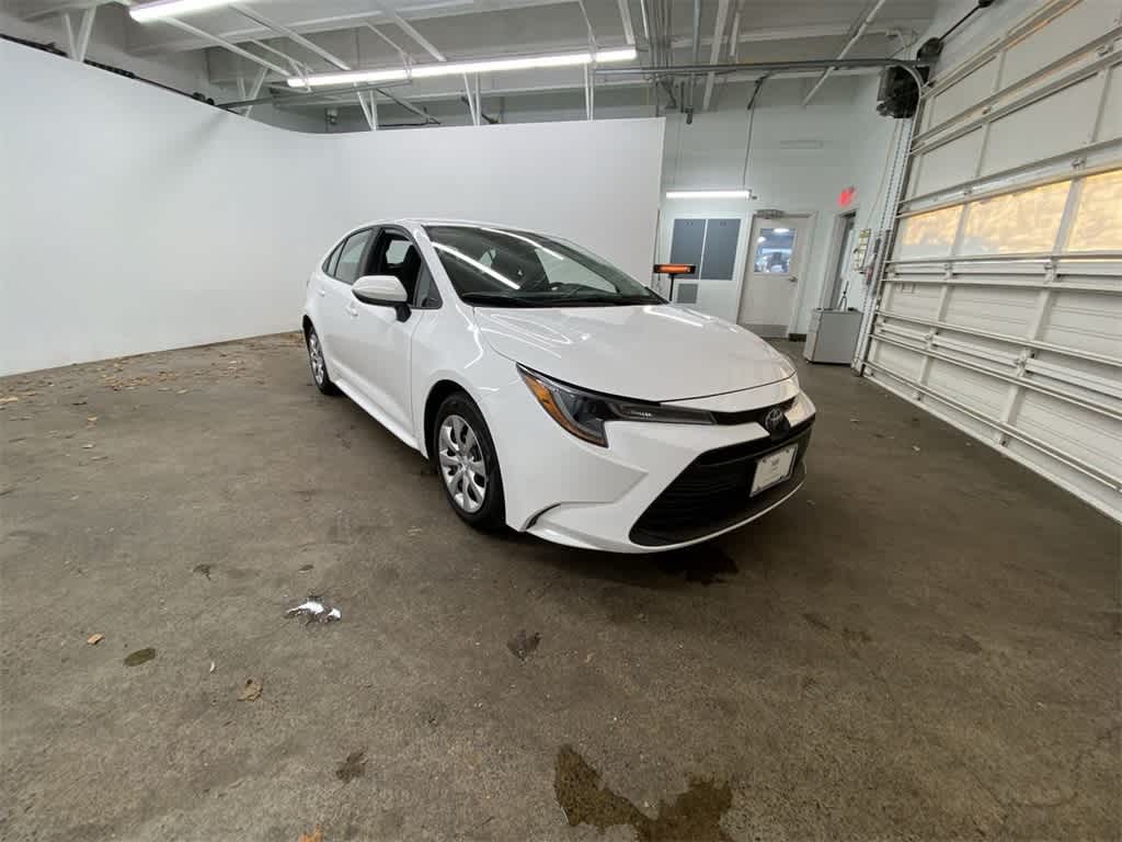 Thumbnail: 2024 Toyota Corolla - 8