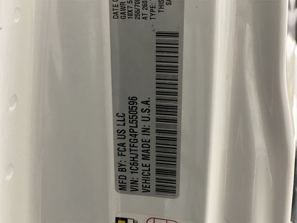 Thumbnail: 2023 Jeep Gladiator - 31