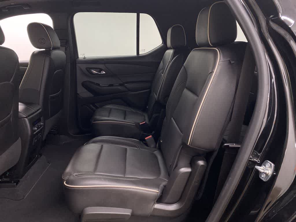 Thumbnail: 2024 Chevrolet Traverse - 16