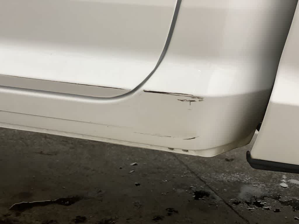 Thumbnail: 2024 RAM 1500 Classic - 32