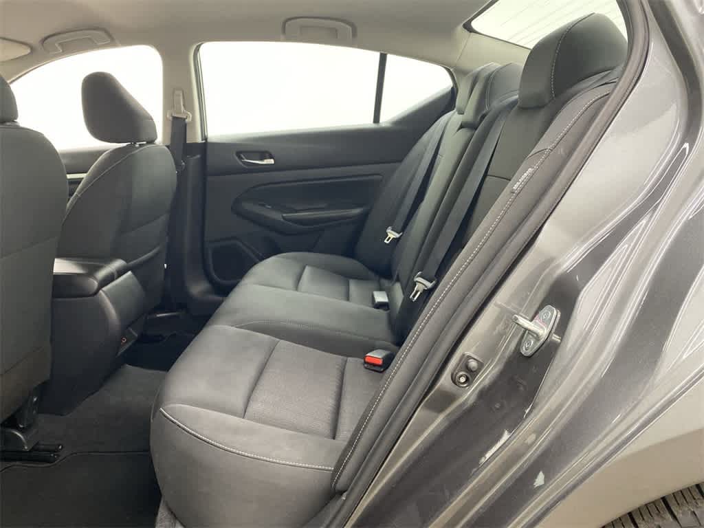 2022 Nissan Altima SV 18