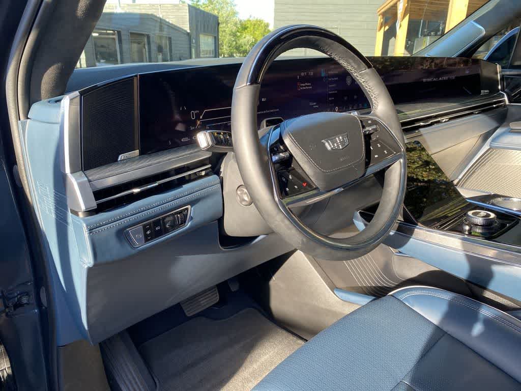 Thumbnail: 2025 Cadillac Escalade IQ - 2