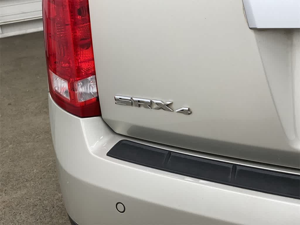 Thumbnail: 2014 Cadillac SRX - 10