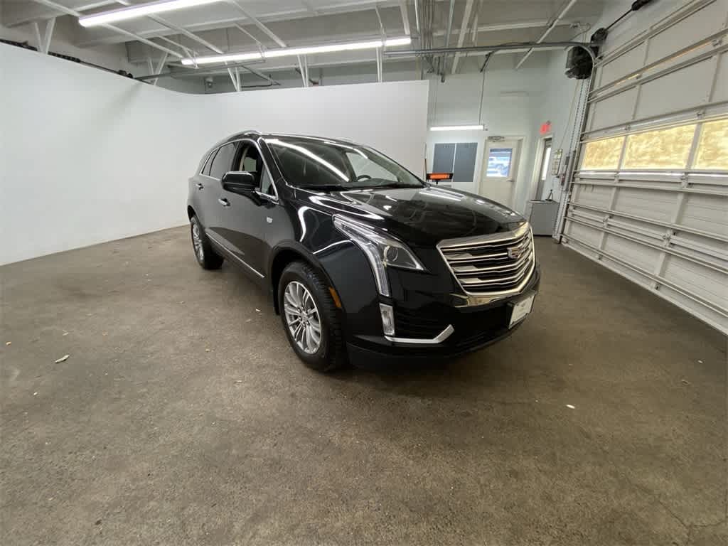 Thumbnail: 2017 Cadillac XT5 - 8