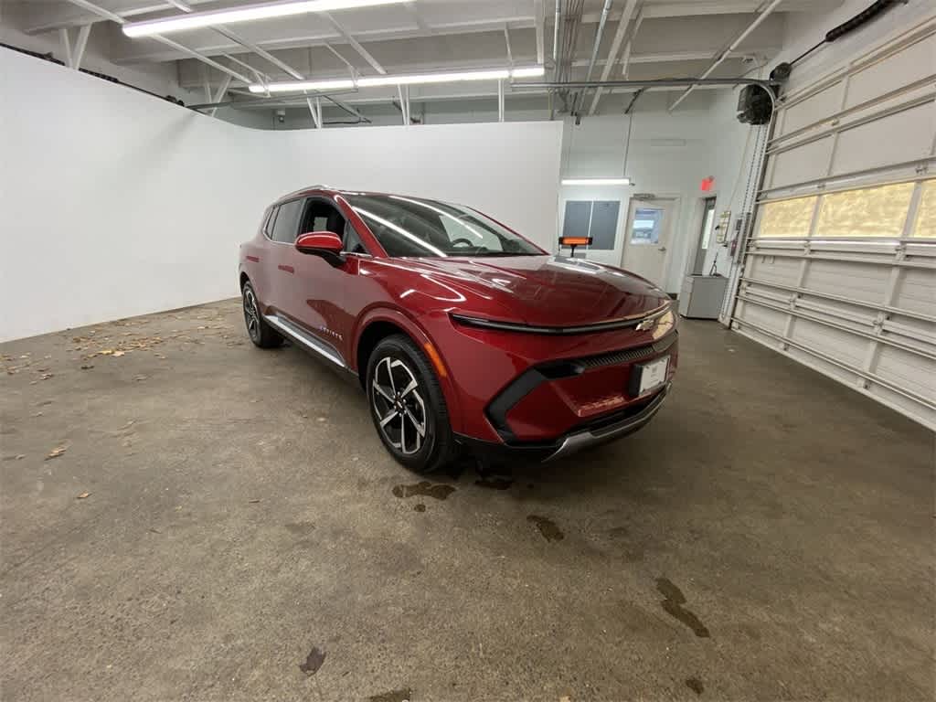 Thumbnail: 2025 Chevrolet Equinox - 8