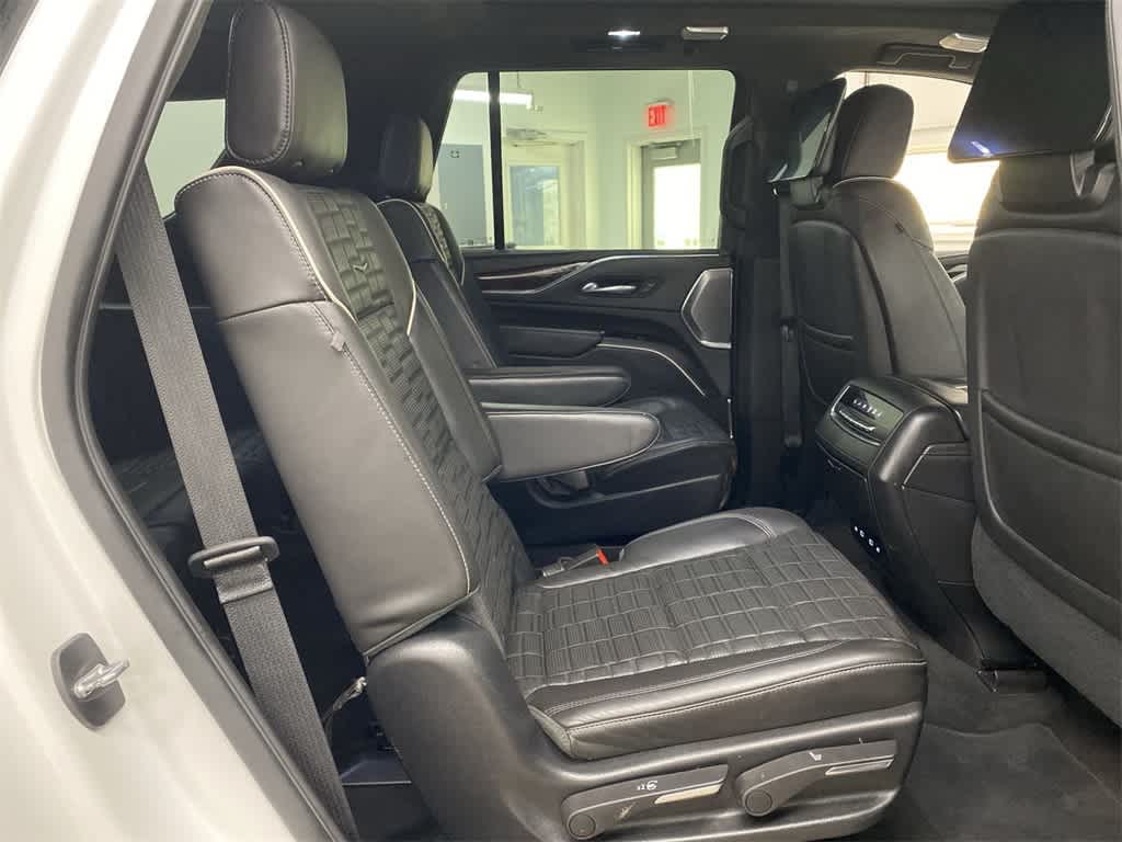 Thumbnail: 2021 Cadillac Escalade - 16