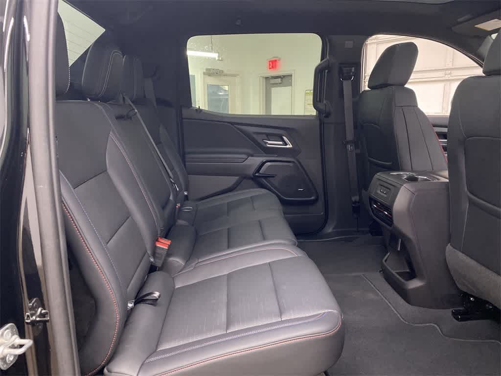 Thumbnail: 2024 Chevrolet Silverado EV - 18