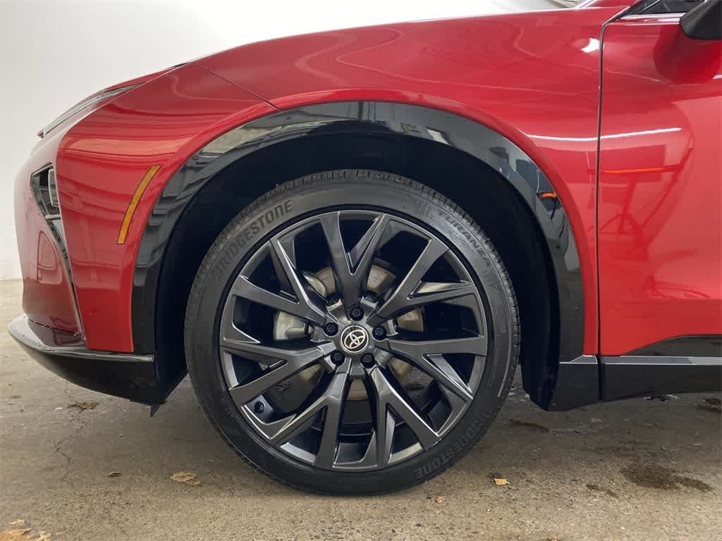 Thumbnail: 2025 Toyota Crown Signia - 11