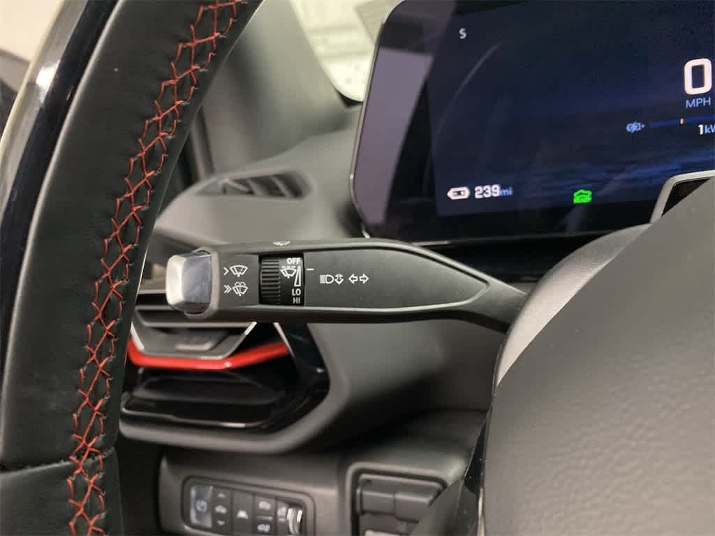 Thumbnail: 2024 Chevrolet Silverado EV - 24