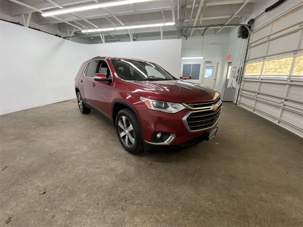 Thumbnail: 2018 Chevrolet Traverse - 8