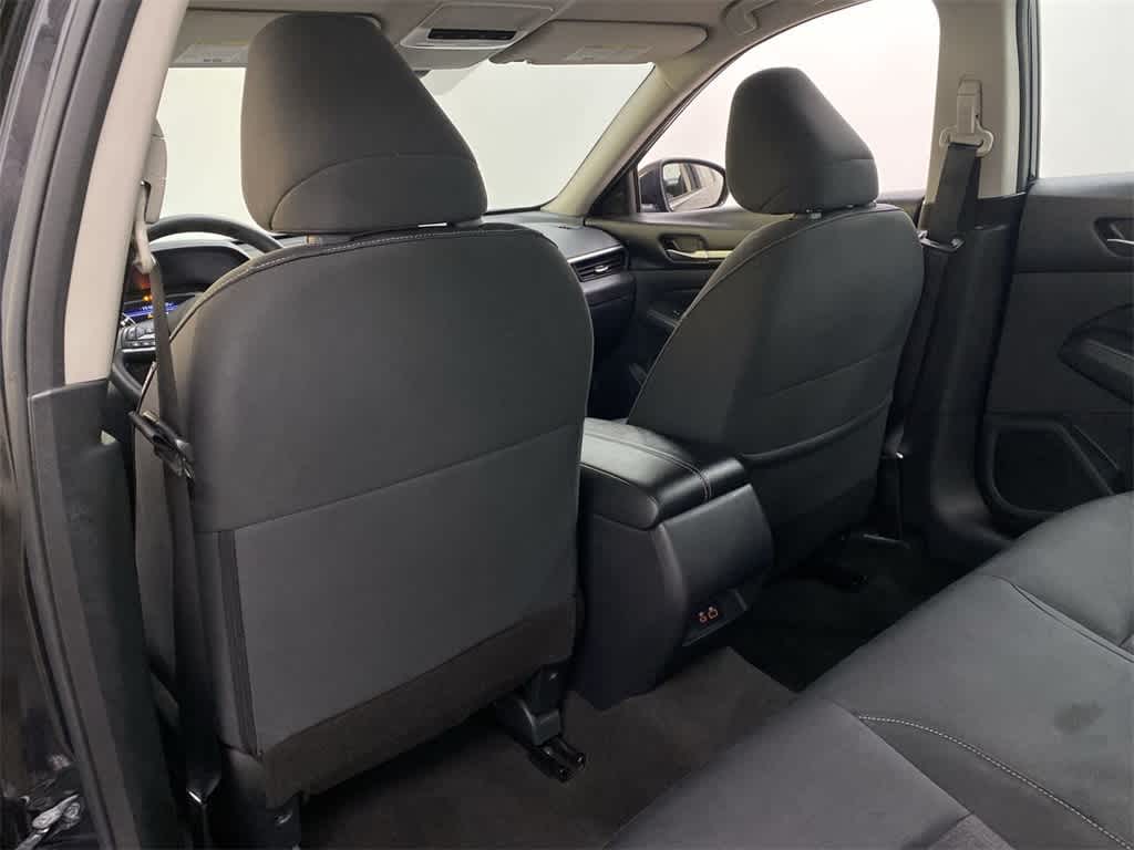 2022 Nissan Altima SV 17