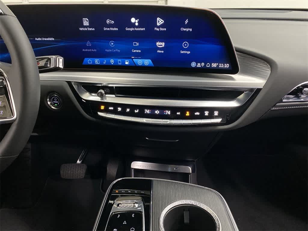 Thumbnail: 2025 Cadillac Lyriq - 24