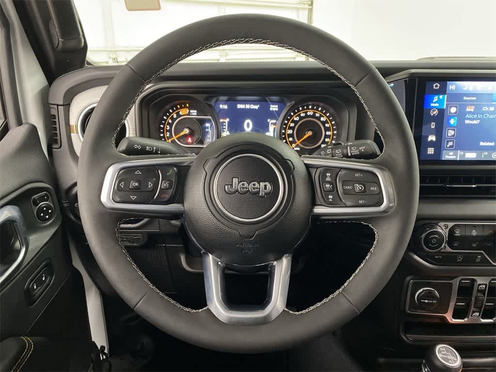 Thumbnail: 2025 Jeep Wrangler - 19