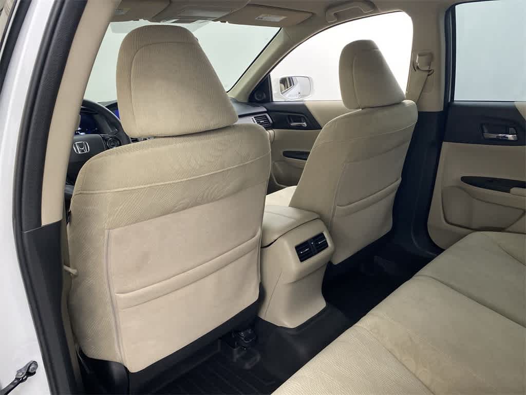 Thumbnail: 2015 Honda Accord - 17