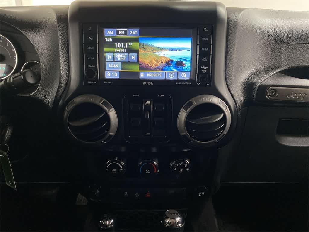 Thumbnail: 2014 Jeep Wrangler - 24