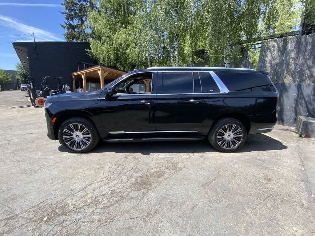 Thumbnail: 2021 Cadillac Escalade - 3