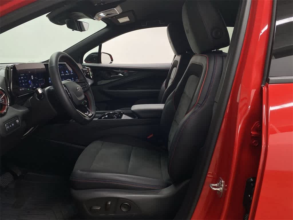 Thumbnail: 2024 Chevrolet Blazer EV - 12