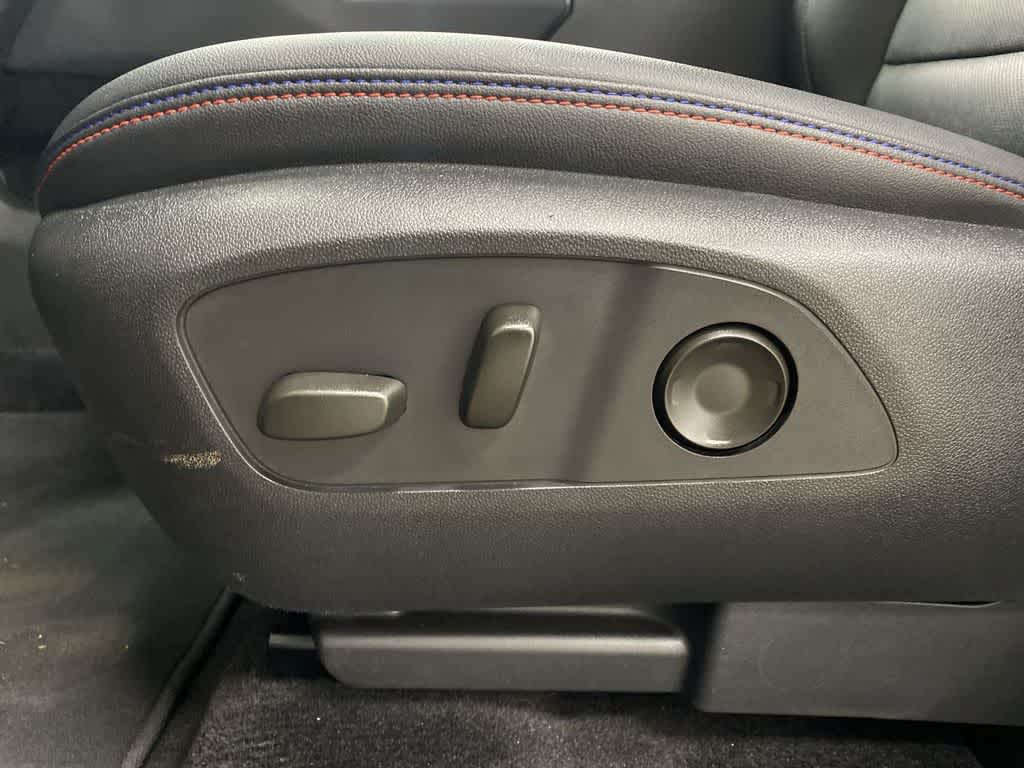 Thumbnail: 2024 Chevrolet Equinox - 15