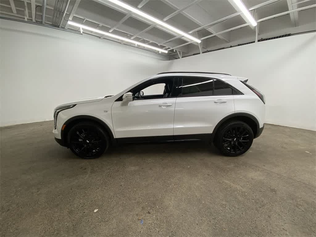 2023 Cadillac XT4 Sport 3