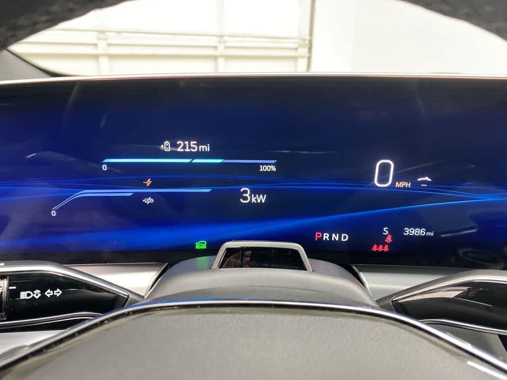 Thumbnail: 2025 Cadillac Lyriq - 27