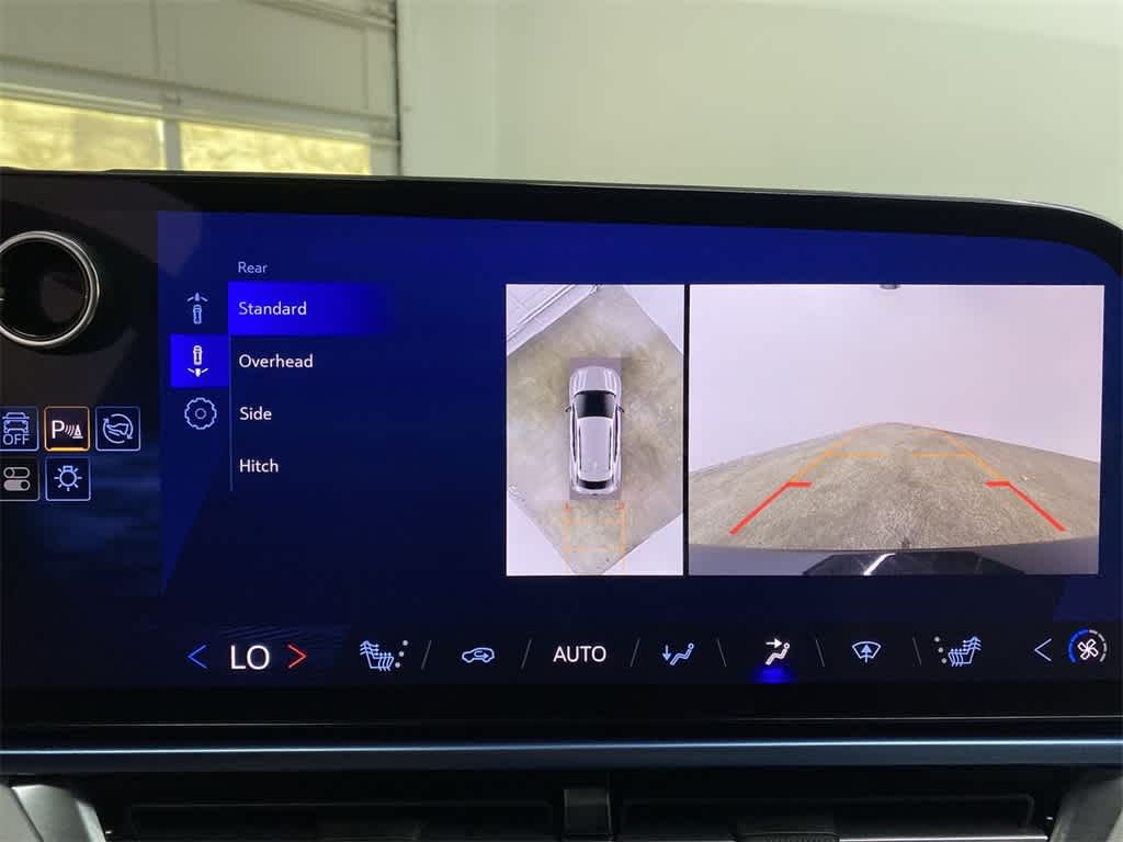 Thumbnail: 2024 Chevrolet Equinox - 25