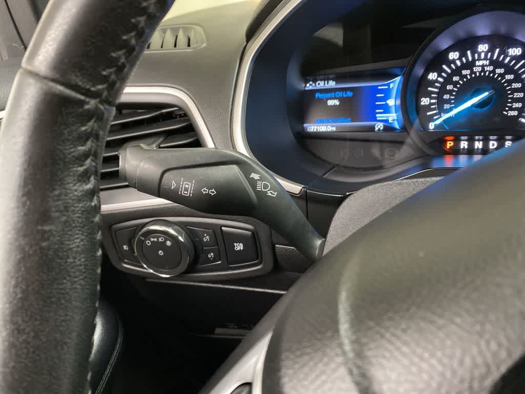 Thumbnail: 2021 Ford Edge - 24