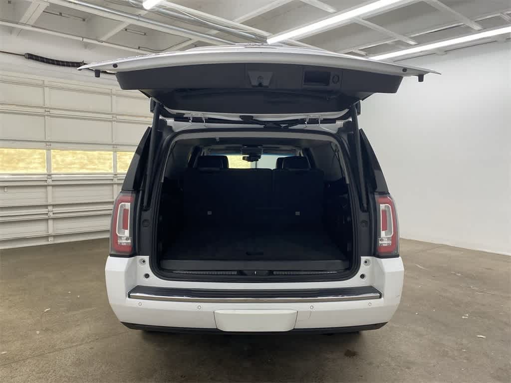 Thumbnail: 2016 GMC Yukon XL - 27