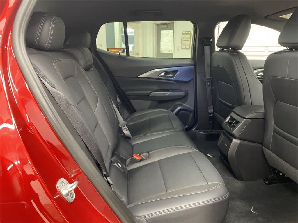 Thumbnail: 2025 Chevrolet Equinox - 17