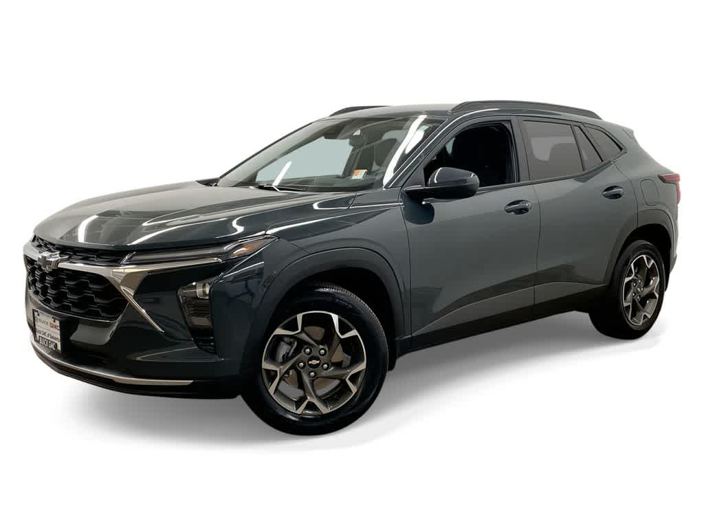 Thumbnail: 2025 Chevrolet Trax - 1