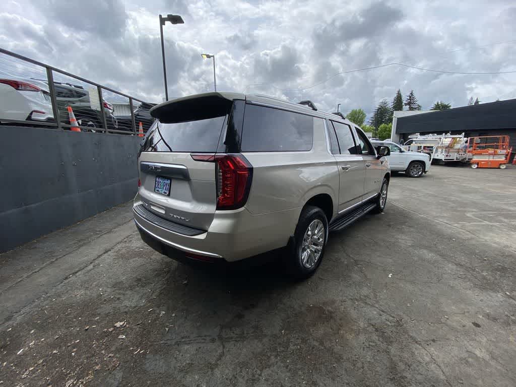 Thumbnail: 2024 GMC Yukon XL - 6