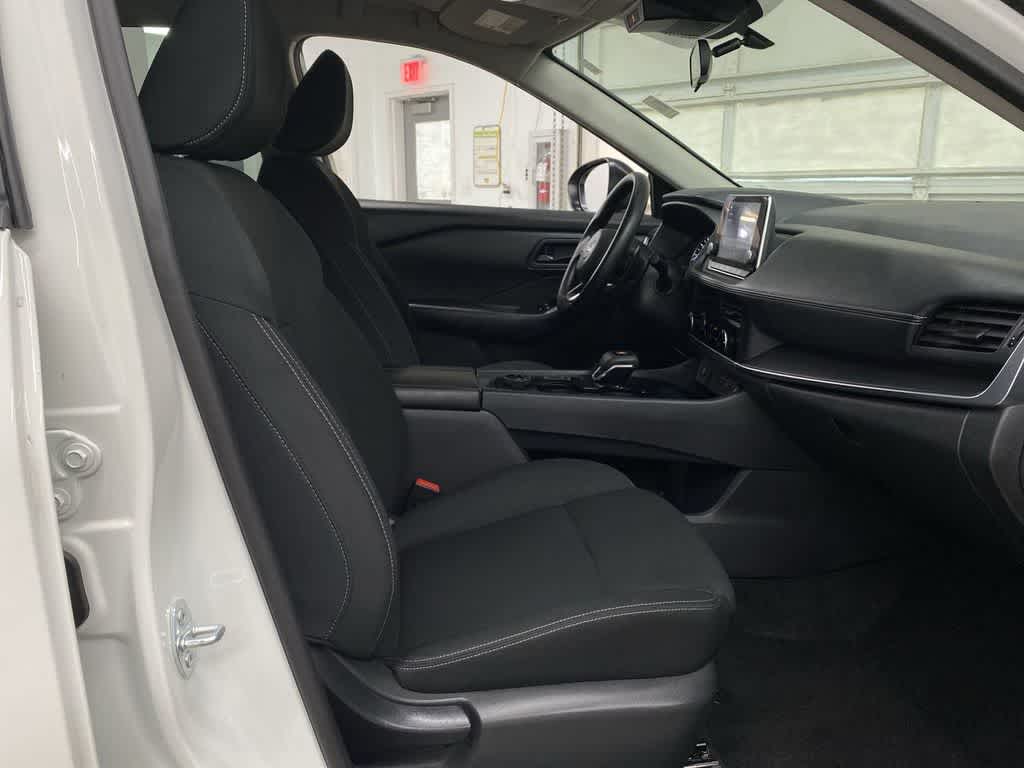 Thumbnail: 2024 Nissan Rogue - 18